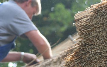 professional Wrotham Heath thatchers